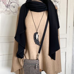 kinuski poncho ja asusteet